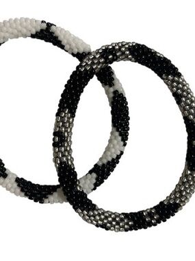 Black, White & Silver Beaded Stretch Bracelet Set
